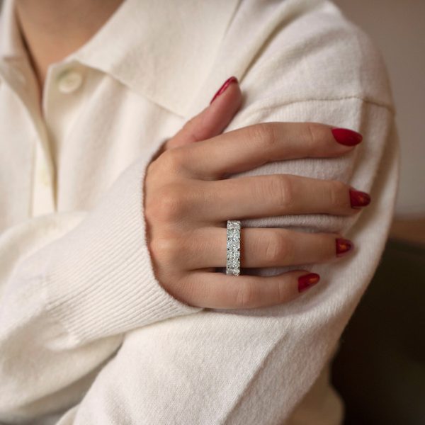 RADIANT ETERNITY RING Online – Bild 2